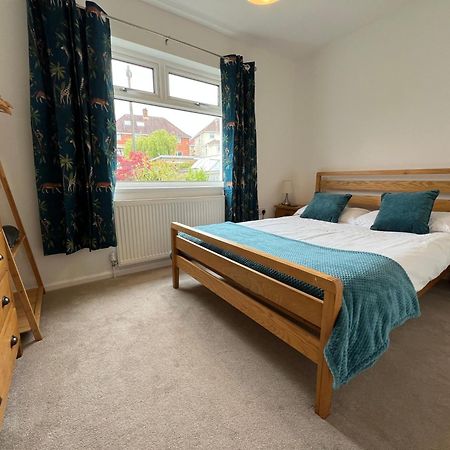 Gower Getaway - Parking & Ensuite Swansea Ngoại thất bức ảnh