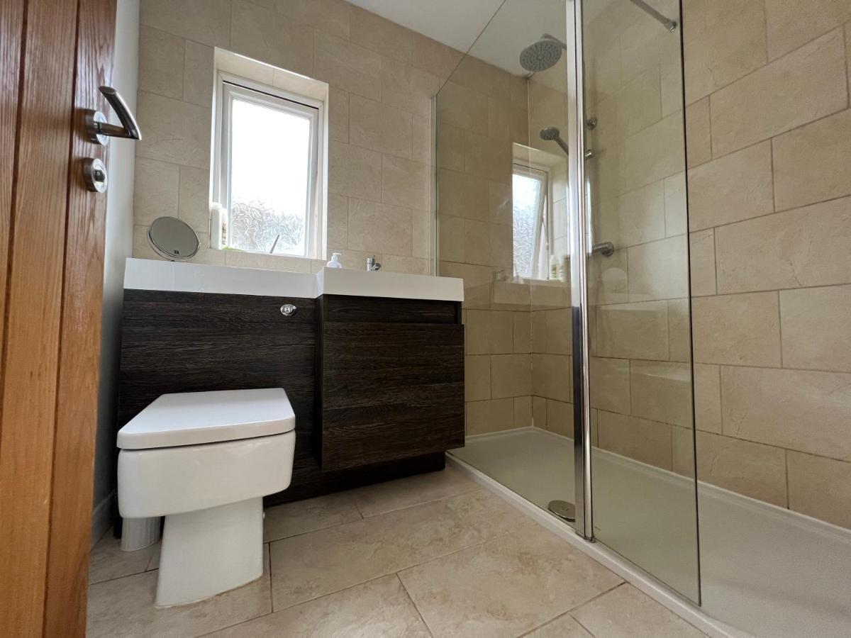 Gower Getaway - Parking & Ensuite Swansea Ngoại thất bức ảnh